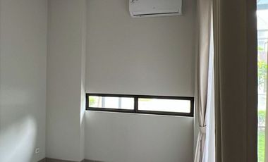 Rumah Freya Premium Disewakan Include Gorden di Cluster Flora Summarecon