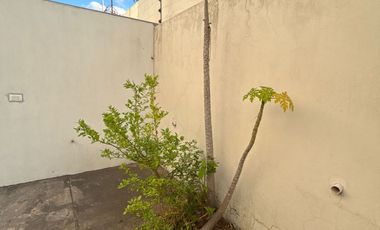 Casa en renta en Fracc Adamar coto Juchitlan