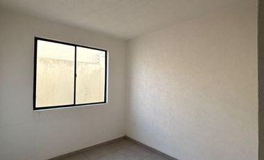 Casa en renta en Fracc Adamar coto Juchitlan