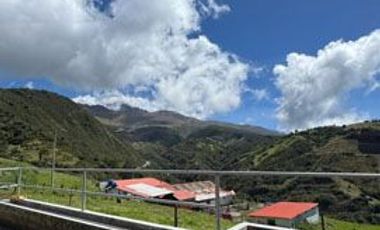 Venta de Hacienda con Ganado y Maquinaria en Cotacachi, 66 hectáreas