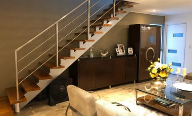 Departamento Dúplex con VISTA INTERIOR, Muy Iluminado y Finos Acabados.