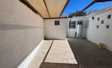 CASA EN VENTA AREA SAN LORENZO