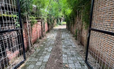 Tanah di Meninting dekat Coconut Boutique Resort