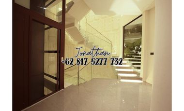 Dijual 4 Unit Villa Mewah di Lokasi Prestisius Bali Dekat Kuta dan Seminyak -  VSFE