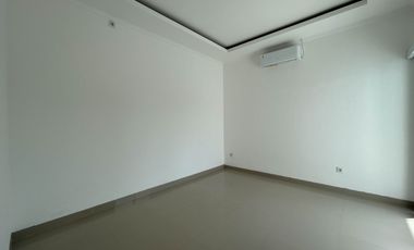 For Sale: Affordable Modern Minimalist 3-Bedroom House Near Padang Galak Beach, Close to Sanur, Bali