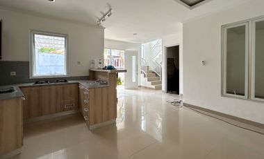 For Sale: Affordable Modern Minimalist 3-Bedroom House Near Padang Galak Beach, Close to Sanur, Bali