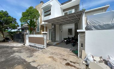 For Sale: Affordable Modern Minimalist 3-Bedroom House Near Padang Galak Beach, Close to Sanur, Bali