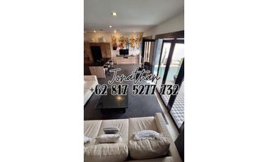 Villa Modern 5 Kamar Tidur Freehold di Pantai Nelayan Canggu - VSKHE