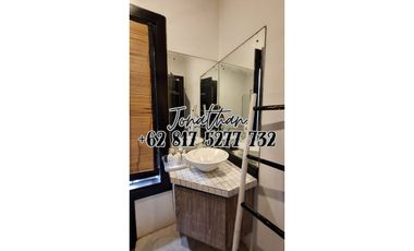 Villa Modern 5 Kamar Tidur Freehold di Pantai Nelayan Canggu - VSKHE