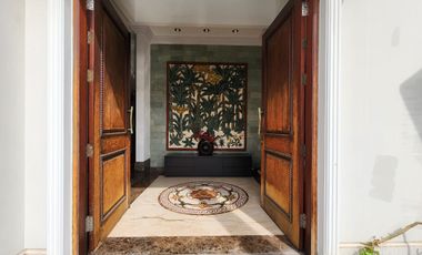 Dijual RUMAH HOOK  MEWAH DI VILLA PERMATA GADING