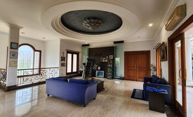 Dijual RUMAH HOOK  MEWAH DI VILLA PERMATA GADING