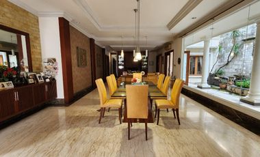 Dijual RUMAH HOOK  MEWAH DI VILLA PERMATA GADING