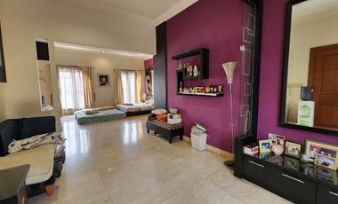 Dijual RUMAH HOOK  MEWAH DI VILLA PERMATA GADING