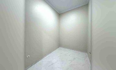 Di Jual Rumah Ready Jagakarsa. Akses Besar, Nyaman Bebas Banjir Dan Lokasi Strategis. (Unit Terakhir)