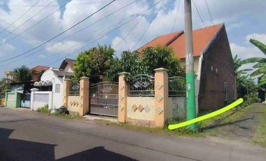 Krian Sidoarjo Rumah Hook 8X30m  @650jt