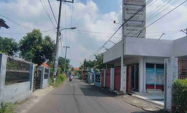 Krian Sidoarjo Rumah Hook 8X30m  @650jt