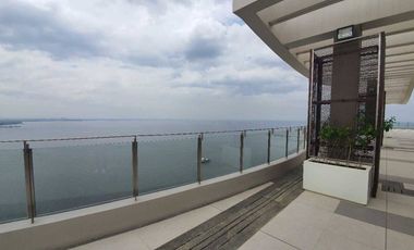 CONDO FOR SALE: 2 Bedroom 100sqm Semi-Furnished Unit in Paranaque - Oak Harbor Residences