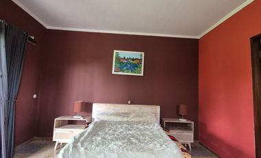 Annual Rental: Stylish Gianyar Villa 2BR + Private Pool & Office Space