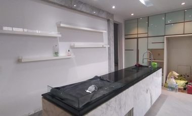 DiSewakan Rumah Fresh Renovasi Kondisi Furnished di GLC Cluster Amerika - (PW358)