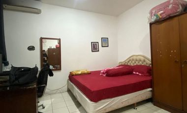 ISTIMEWA ! RUMAH MEWAH DENGAN LINGKUNGAN TENANG DAN NYAMAN DI TURANGGA