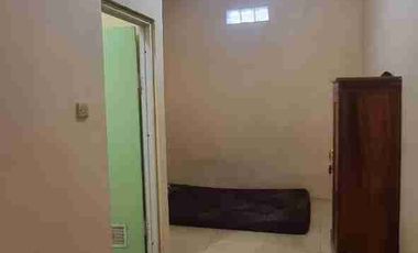 Jual Kost Aktif
Wage Aloha, Taman
Sidoarjo

Luas 139m2
Dimensi 7x20
LB 200m2 ( 2 Lantai )
Hadap Timur
Kmr tidur 12
Kmr mandi dalam
Listrik Induk ( Ada Pembagi )
Air Sumur
Row jln 3m
Surat SHM
Tarif Kost 550ribu/bln
Ada Dapur, Ada Jemuran
Ada Parkir Motor
Sudah di Renovasi

*Turun Harga 790 Juta*
Cash Only