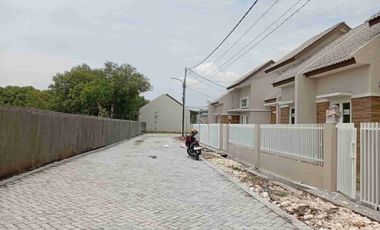 jual rumah kokoh bagus strategis minimalis daerah juanda