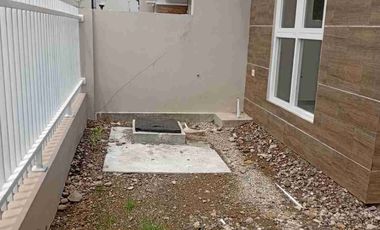 jual rumah kokoh bagus strategis minimalis daerah juanda