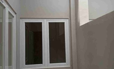 jual rumah kokoh bagus strategis minimalis daerah juanda