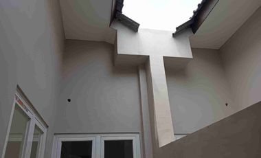 jual rumah kokoh bagus strategis minimalis daerah juanda