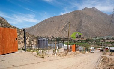 Sitio urbano de 737 m2 con linda casa. Electricidad y agua potable instaladas. Valle del Elqui. $68 millones