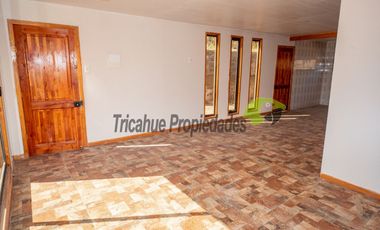 Sitio urbano de 737 m2 con linda casa. Electricidad y agua potable instaladas. Valle del Elqui. $68 millones