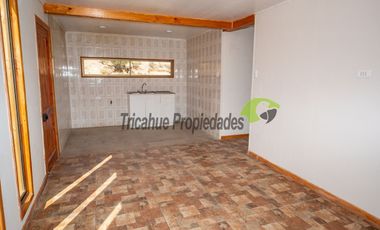Sitio urbano de 737 m2 con linda casa. Electricidad y agua potable instaladas. Valle del Elqui. $68 millones