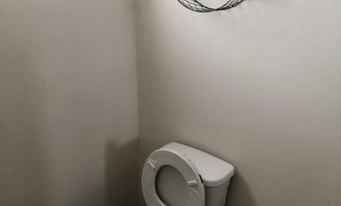 Casa amueblada en clúster con alberca en Fracc. Residencial del Bosque. Cerca de Tamsa