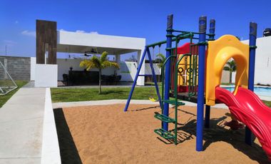 Casa amueblada en clúster con alberca en Fracc. Residencial del Bosque. Cerca de Tamsa