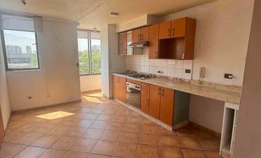 Se vende departamento amplio en Gran Avenida 80 millones