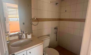 Se vende departamento amplio en Gran Avenida 80 millones