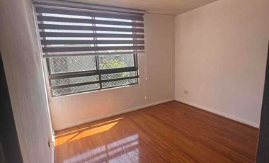 Se vende departamento amplio en Gran Avenida 80 millones