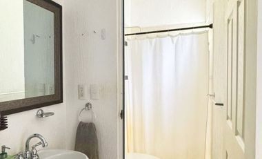 Bonita casa en renta amueblada