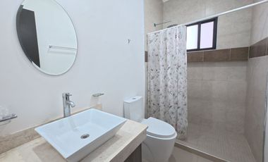 Casa en venta en Privada Floresta con 3 habitaciones y 3 baños