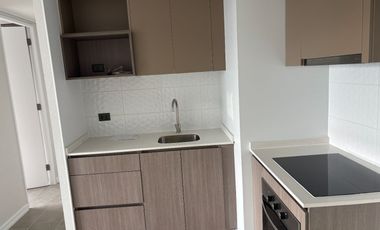 Departamento 2 dorm, 2 b, 1 estacionamiento. Ed Plaza Los Canelos, San Pedro de la Paz