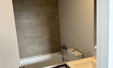 Departamento 2 dorm, 2 b, 1 estacionamiento. Ed Plaza Los Canelos, San Pedro de la Paz