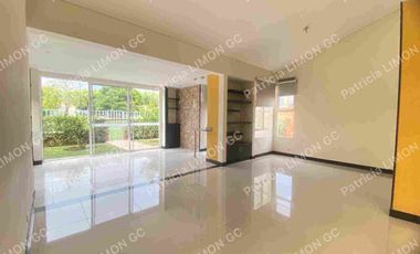 Se vende casa de un piso. en el castillo