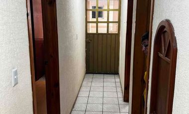 VENTA CASA CON EXCELENTE UBICACION