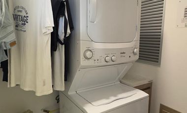 Apartamento sobre Av. Santander