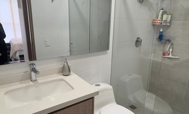 Apartamento sobre Av. Santander