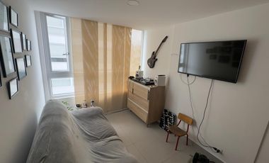 Apartamento sobre Av. Santander