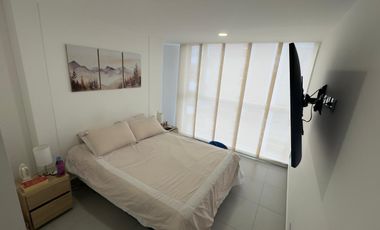 Apartamento sobre Av. Santander