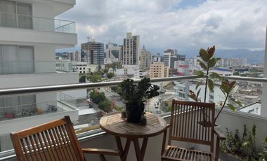 Apartamento sobre Av. Santander