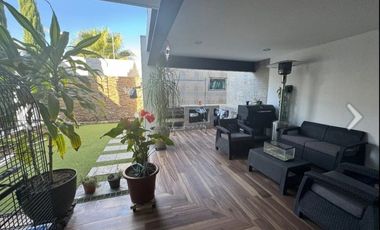 ✨ Residencia Premium en Jardines del Country – Totalmente Remodelada ✨