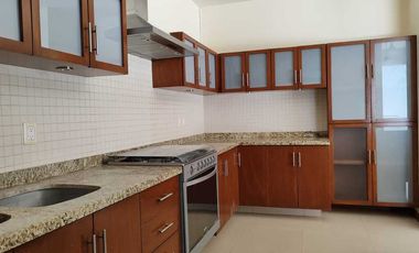 CASA EN RENTA DENTRO DE COTO EN CIUDAD GRANJA CERCA DE LA UP, DEL PARQUE METROPOLITANO, PERIFERICO PONIENTE, CIUDAD JUDICIAL Y UVM